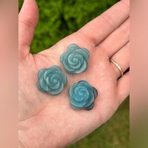 ONE Trolleite Mini Rose Carving